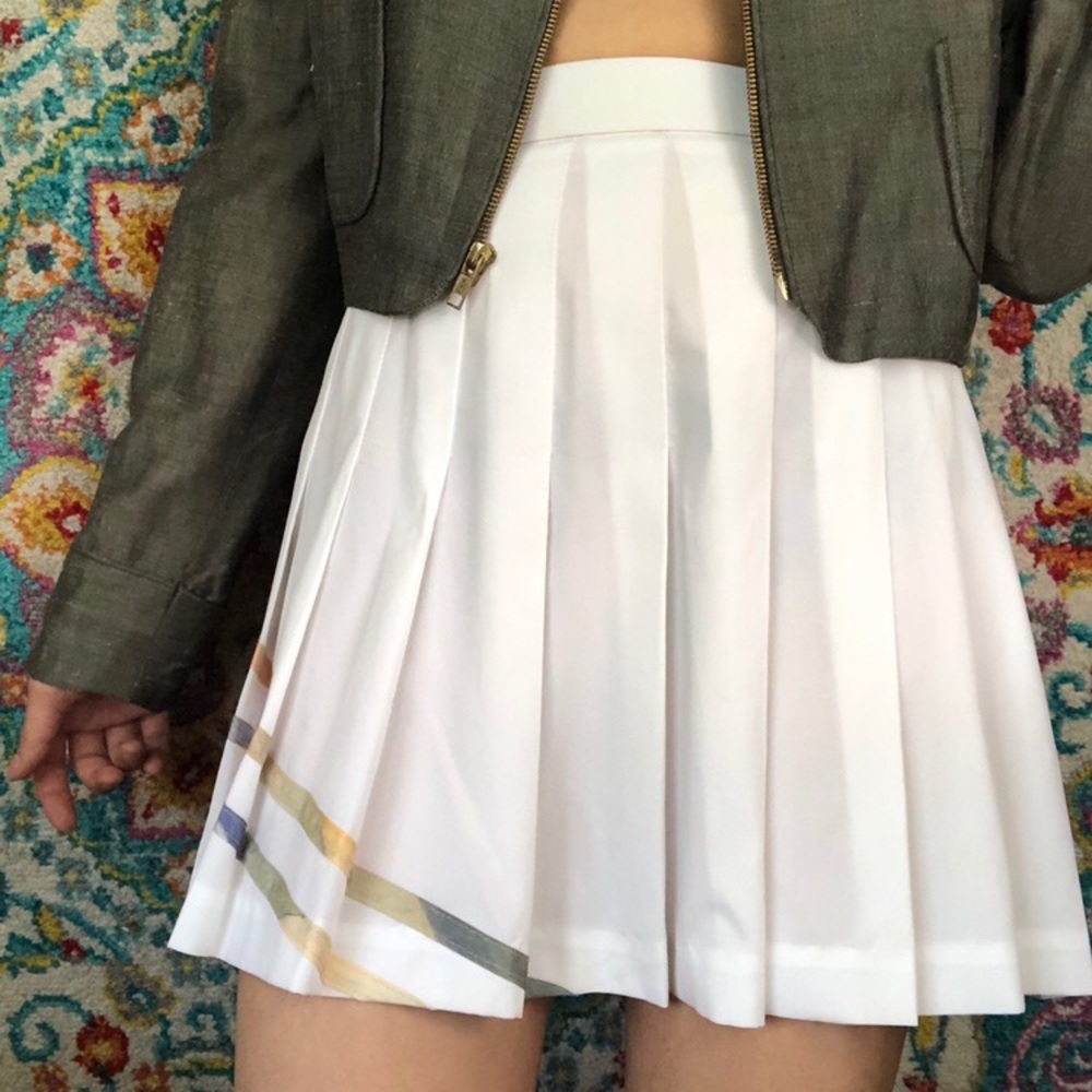 Lily’s of Beverly Hills 90s Pleated Skirt